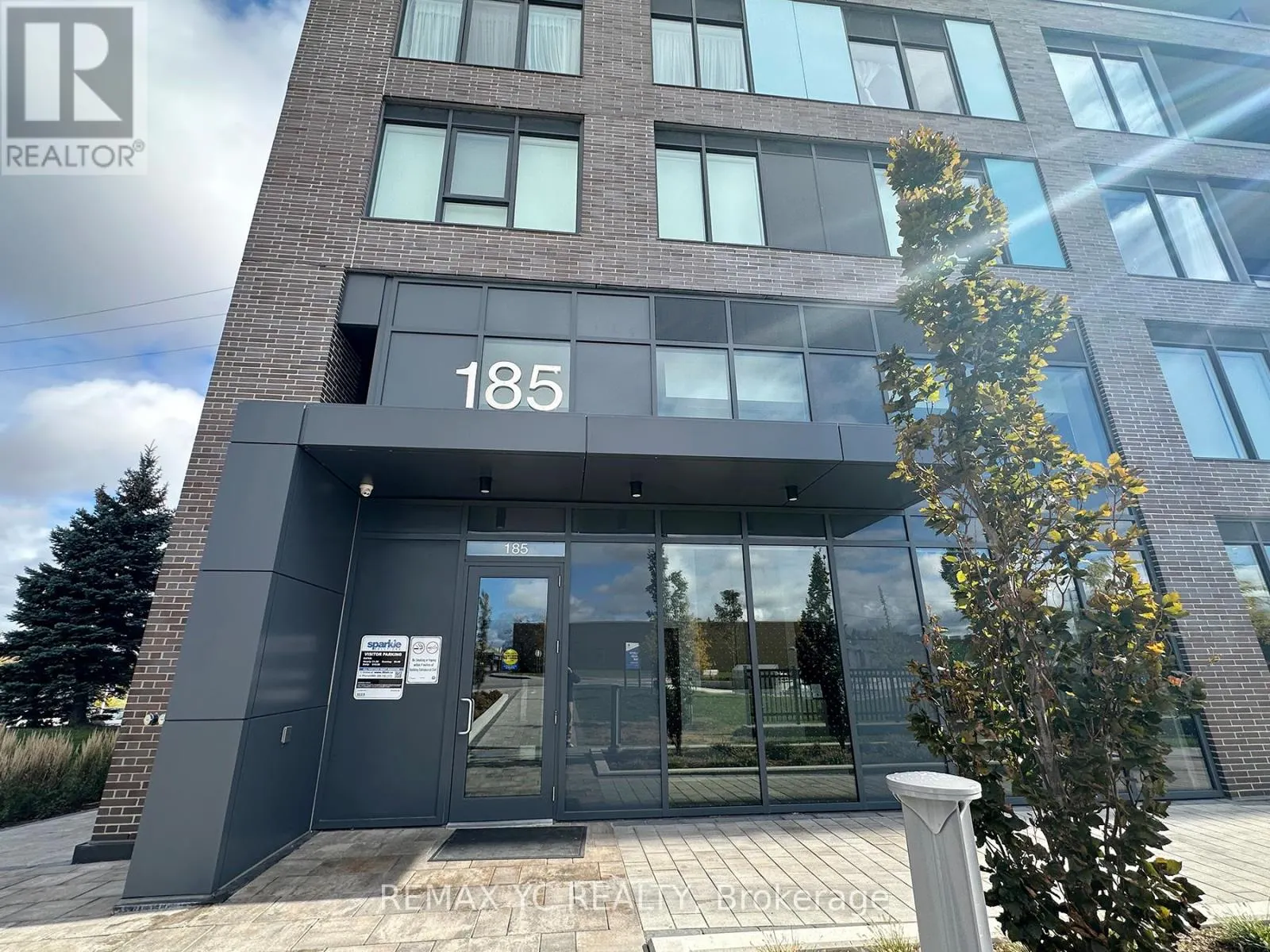 501 - 185 DEERFIELD ROAD