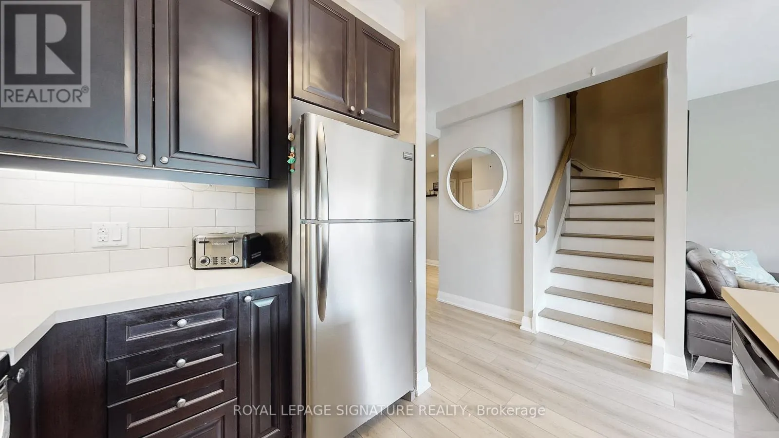 105 - 12 WOODSTREAM BOULEVARD