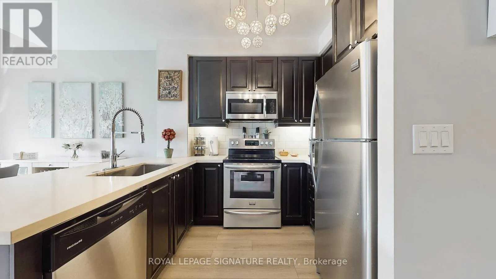 105 - 12 WOODSTREAM BOULEVARD