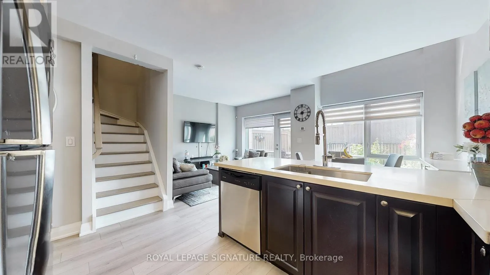 105 - 12 WOODSTREAM BOULEVARD