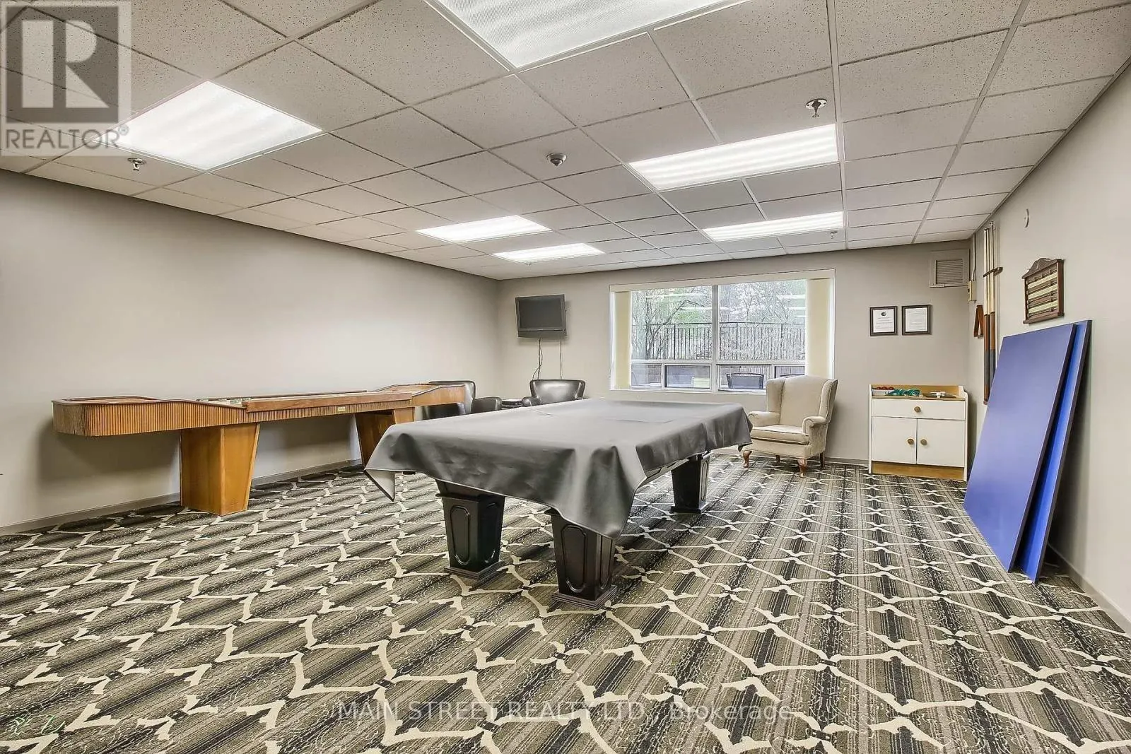 302 - 155 MAIN STREET