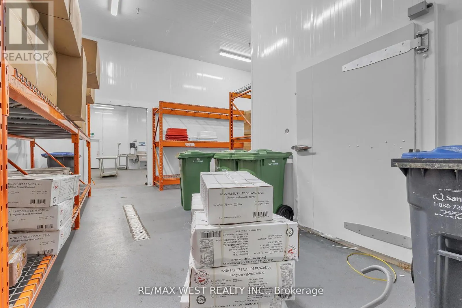 17&18 - 418 HANLAN ROAD