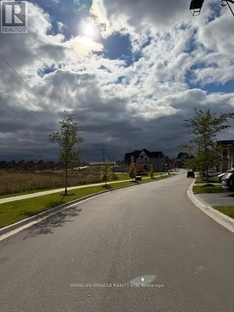 81 MORNING SPARROW DRIVE