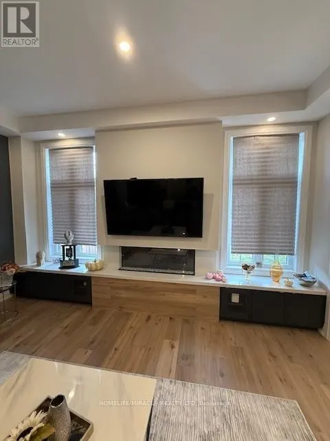 81 MORNING SPARROW DRIVE