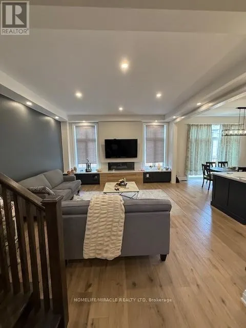 81 MORNING SPARROW DRIVE