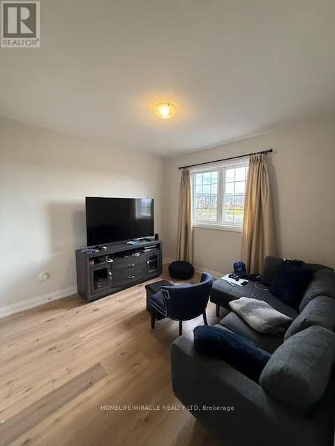 81 MORNING SPARROW DRIVE