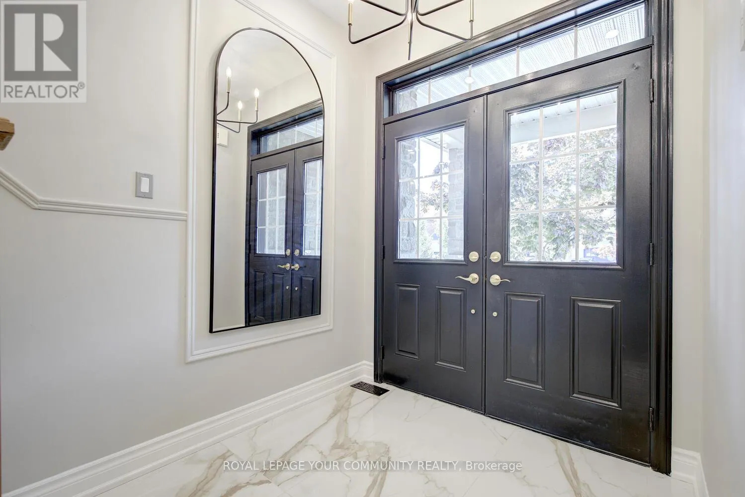 167 SIR SANFORD FLEMING WAY