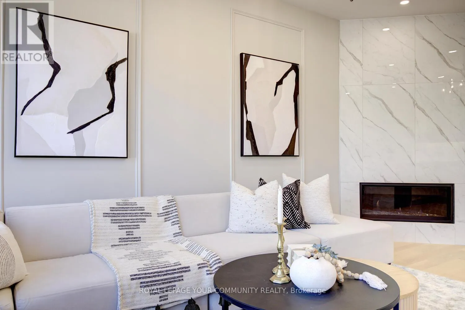 167 SIR SANFORD FLEMING WAY