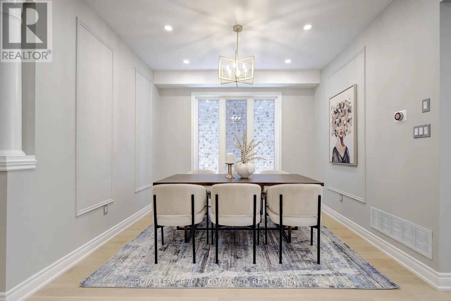 167 SIR SANFORD FLEMING WAY