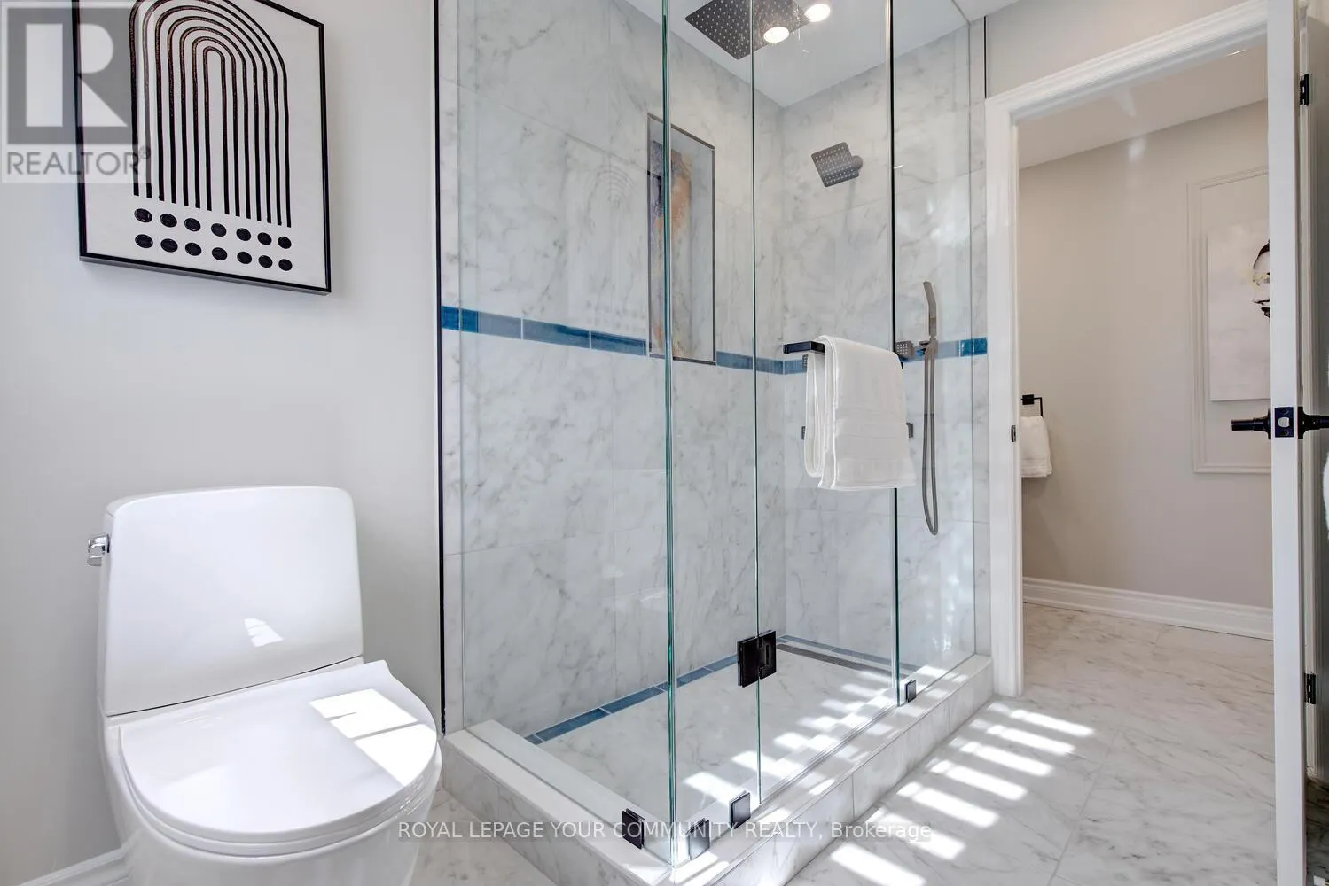 167 SIR SANFORD FLEMING WAY