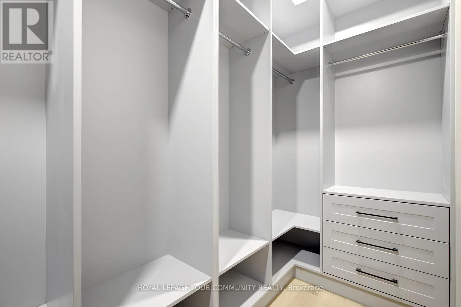 167 SIR SANFORD FLEMING WAY