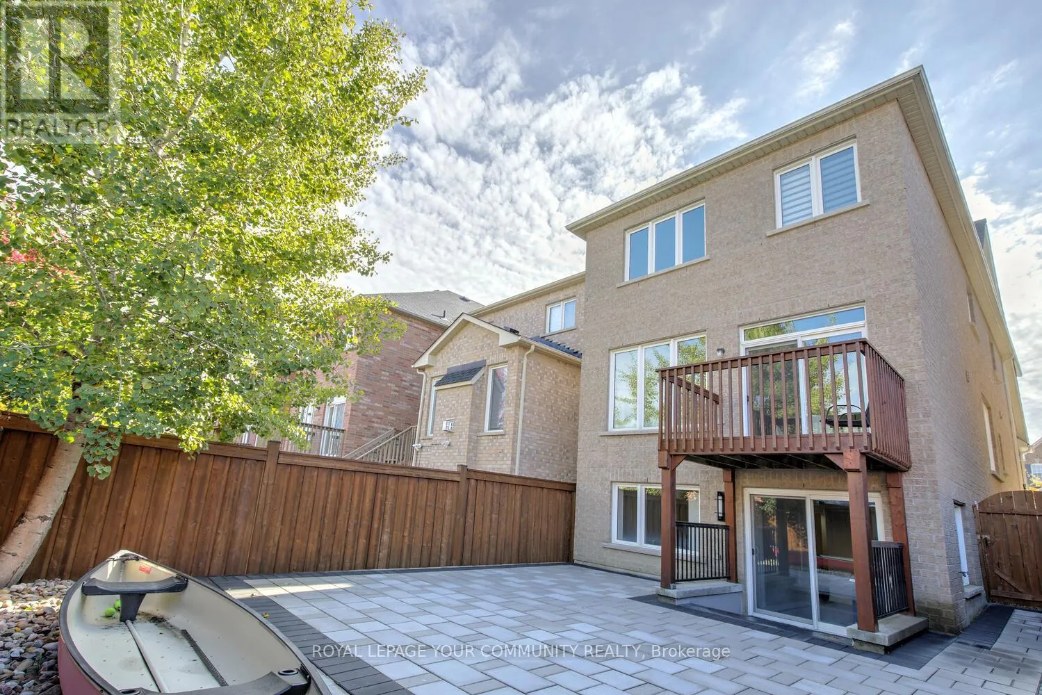 167 SIR SANFORD FLEMING WAY