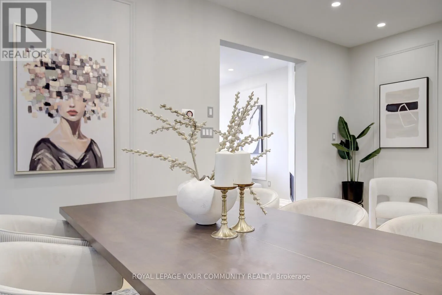 167 SIR SANFORD FLEMING WAY