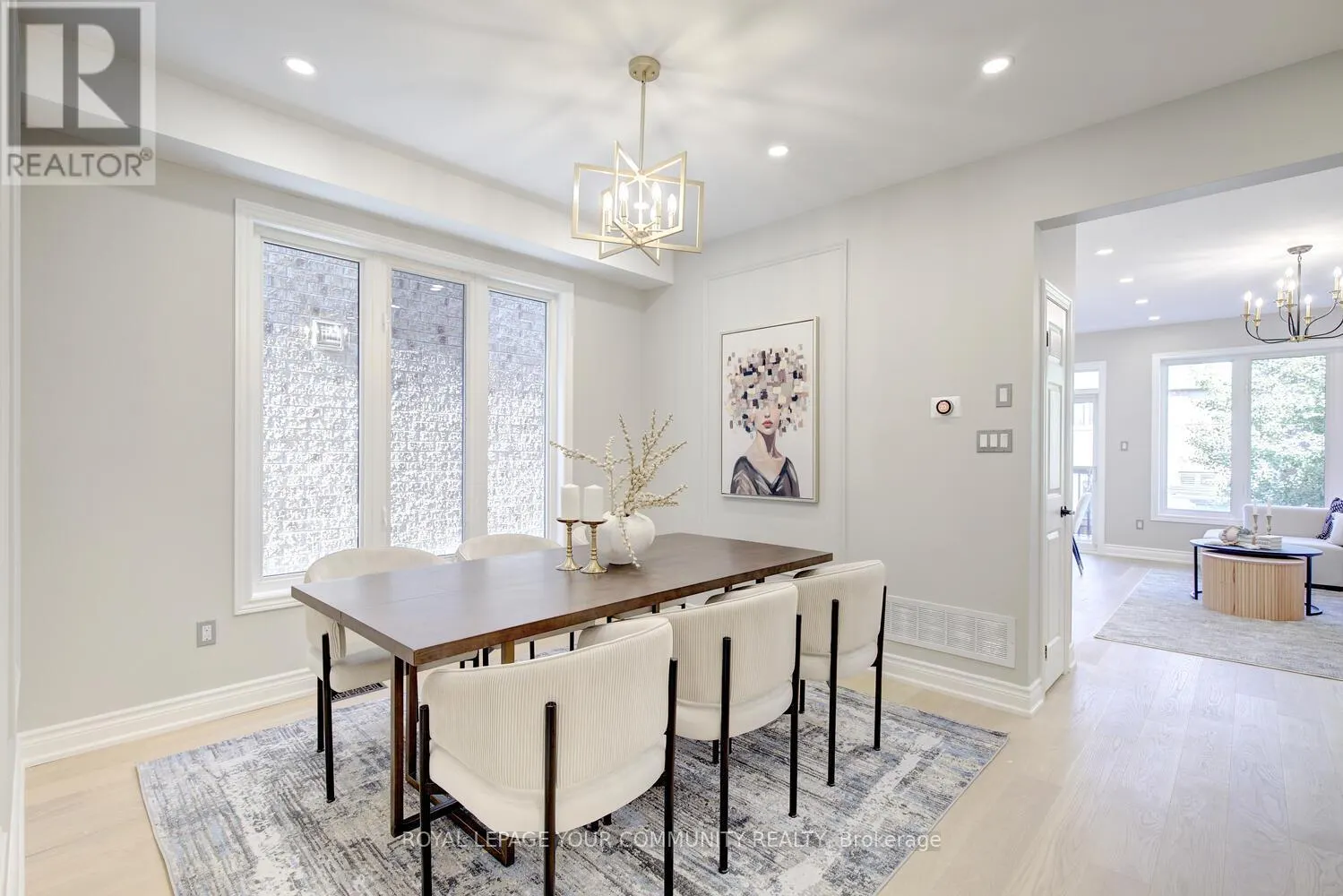 167 SIR SANFORD FLEMING WAY