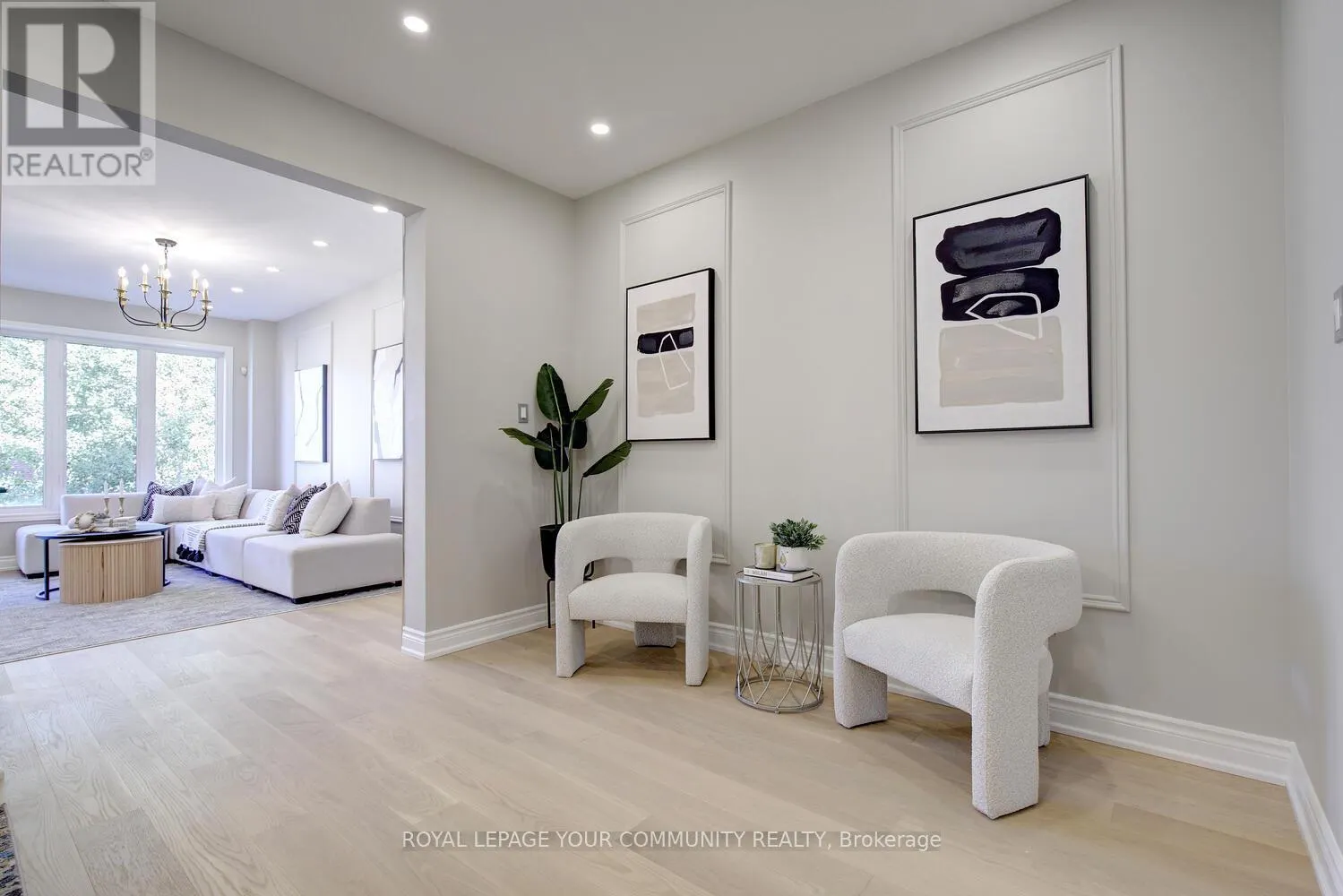 167 SIR SANFORD FLEMING WAY