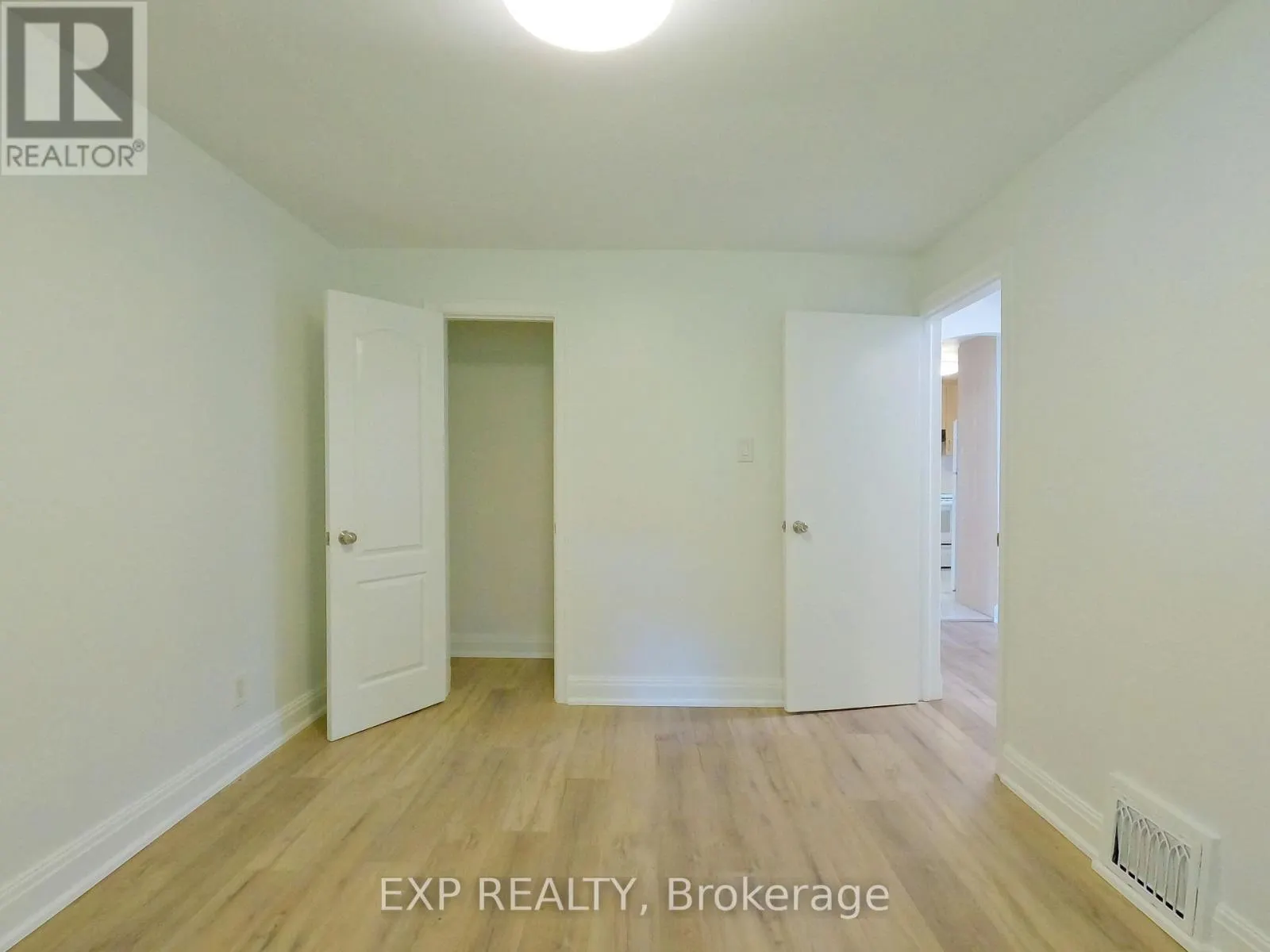 MAIN LV - 101 ROSEVIEW AVENUE