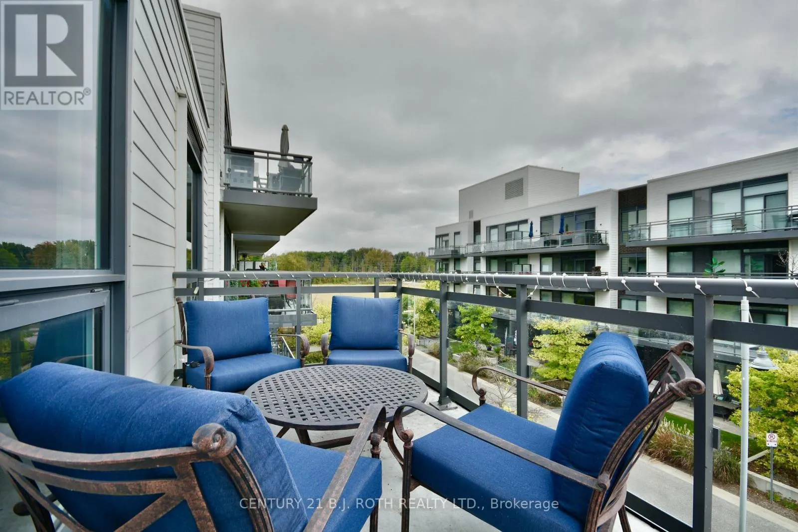 B317 - 271 SEA RAY AVENUE