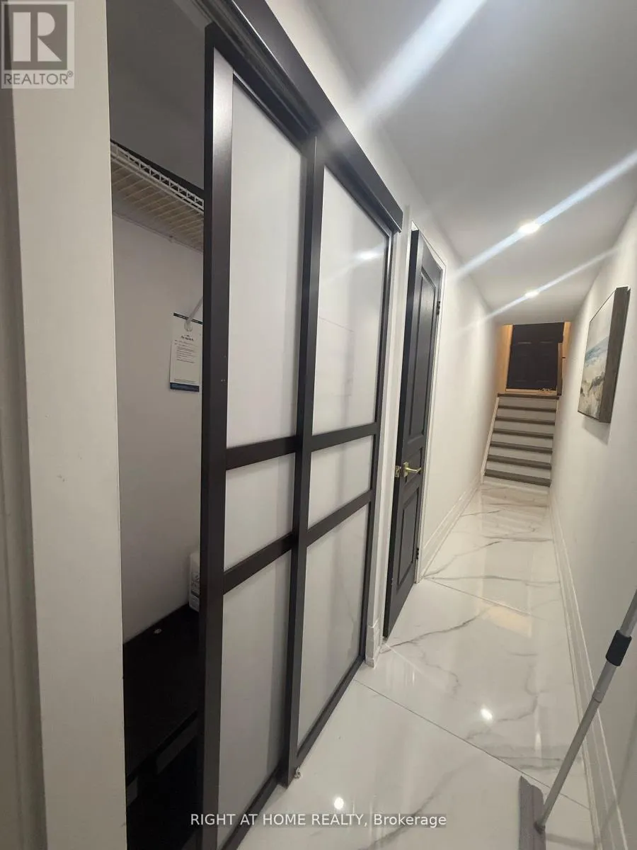 287 MILESTONE CRESCENT