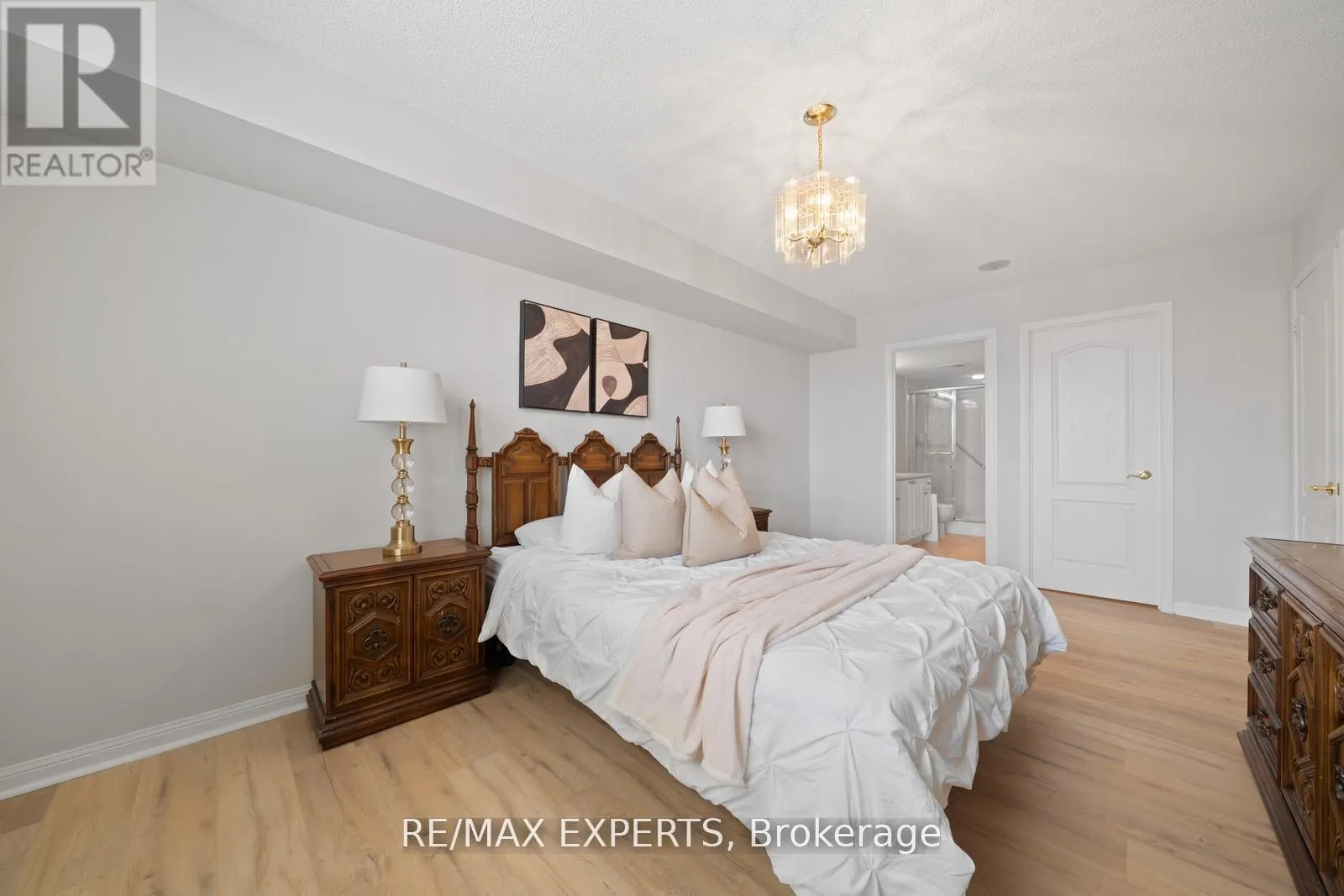 213 - 2500 RUTHERFORD ROAD