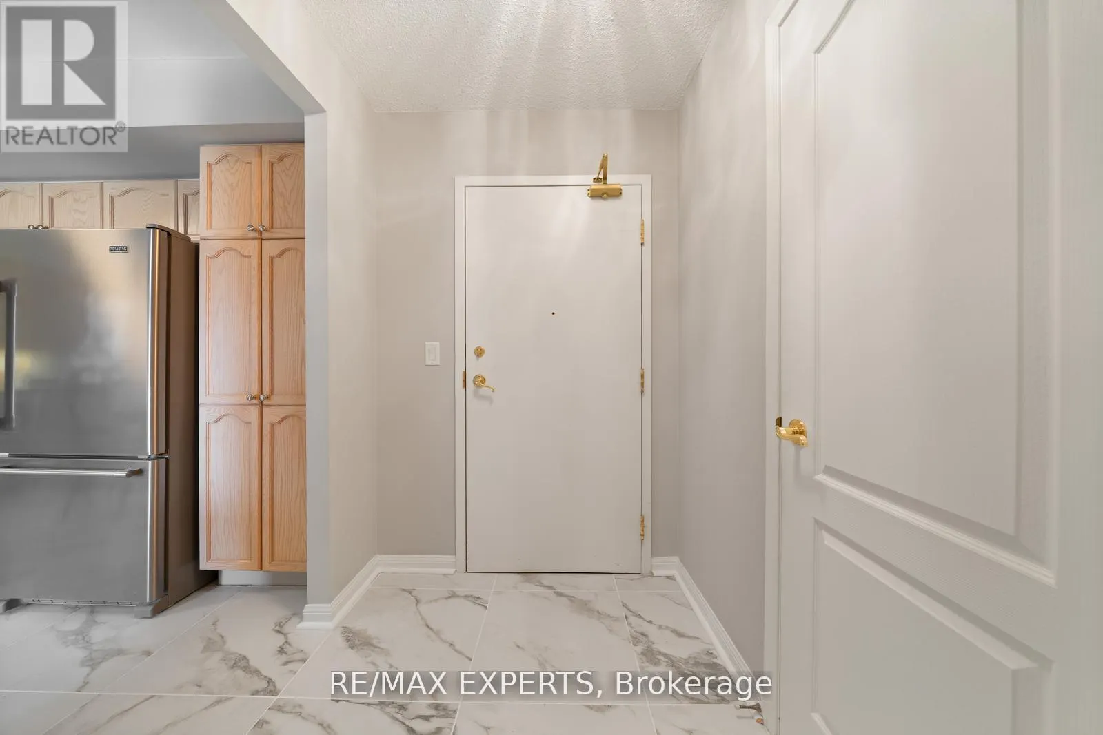 213 - 2500 RUTHERFORD ROAD