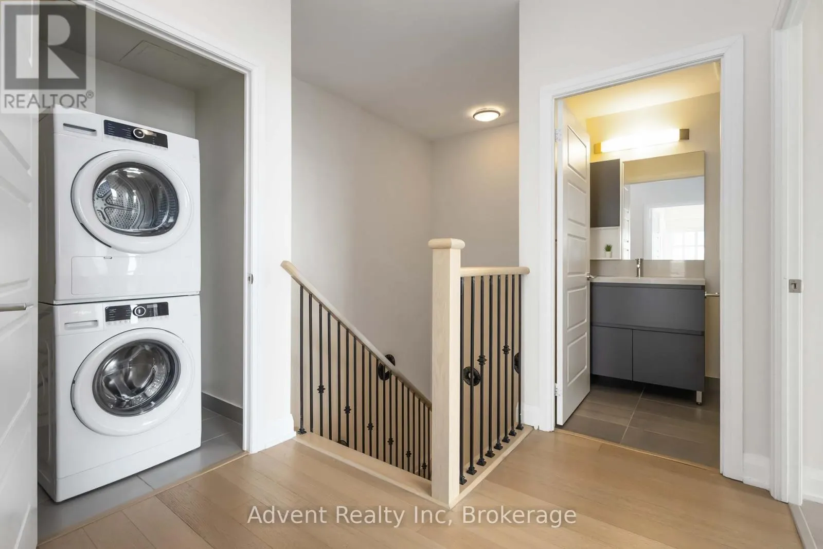 PH06 - 15 WATER WALK DRIVE