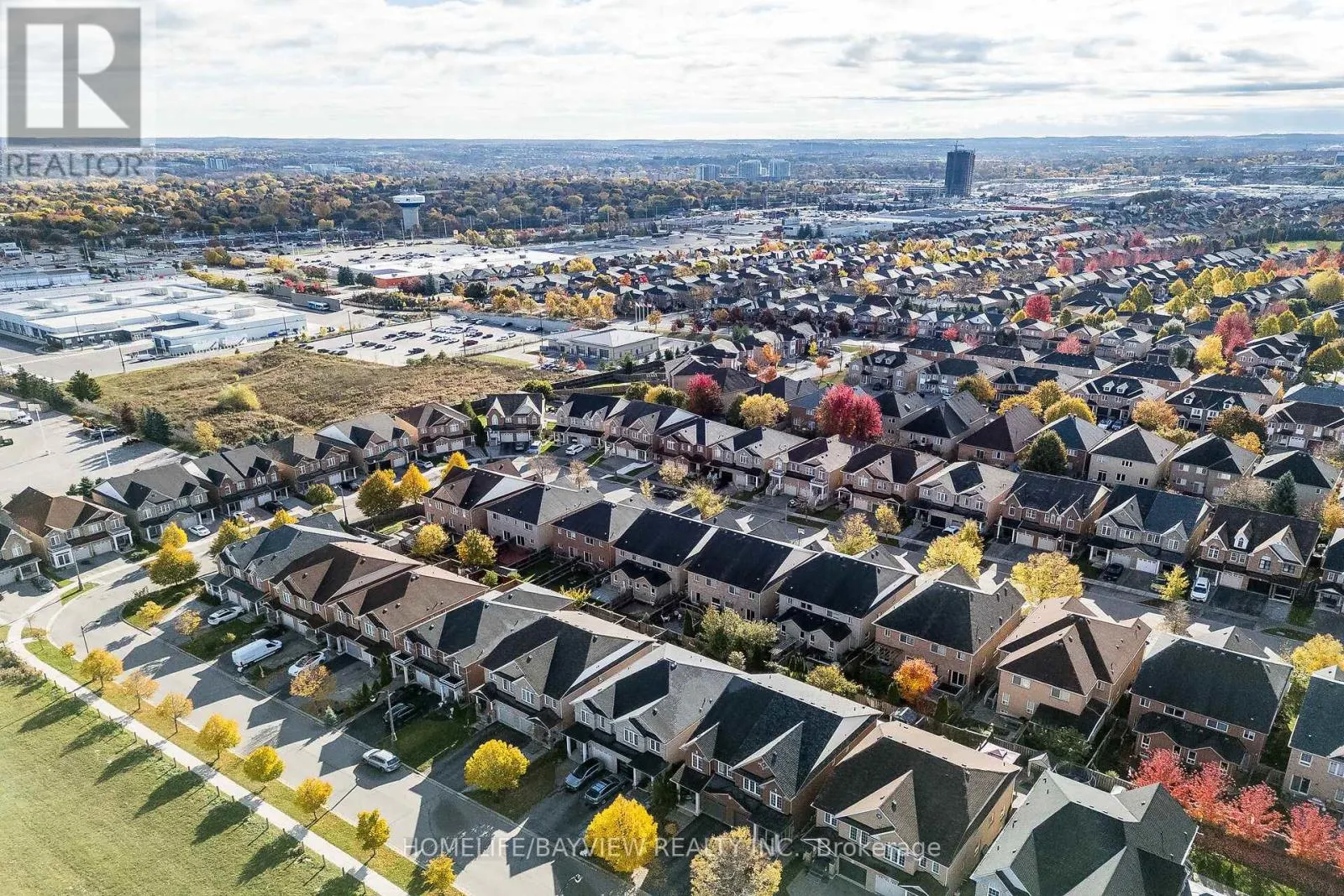 61 FOUR SEASONS CRESCENT