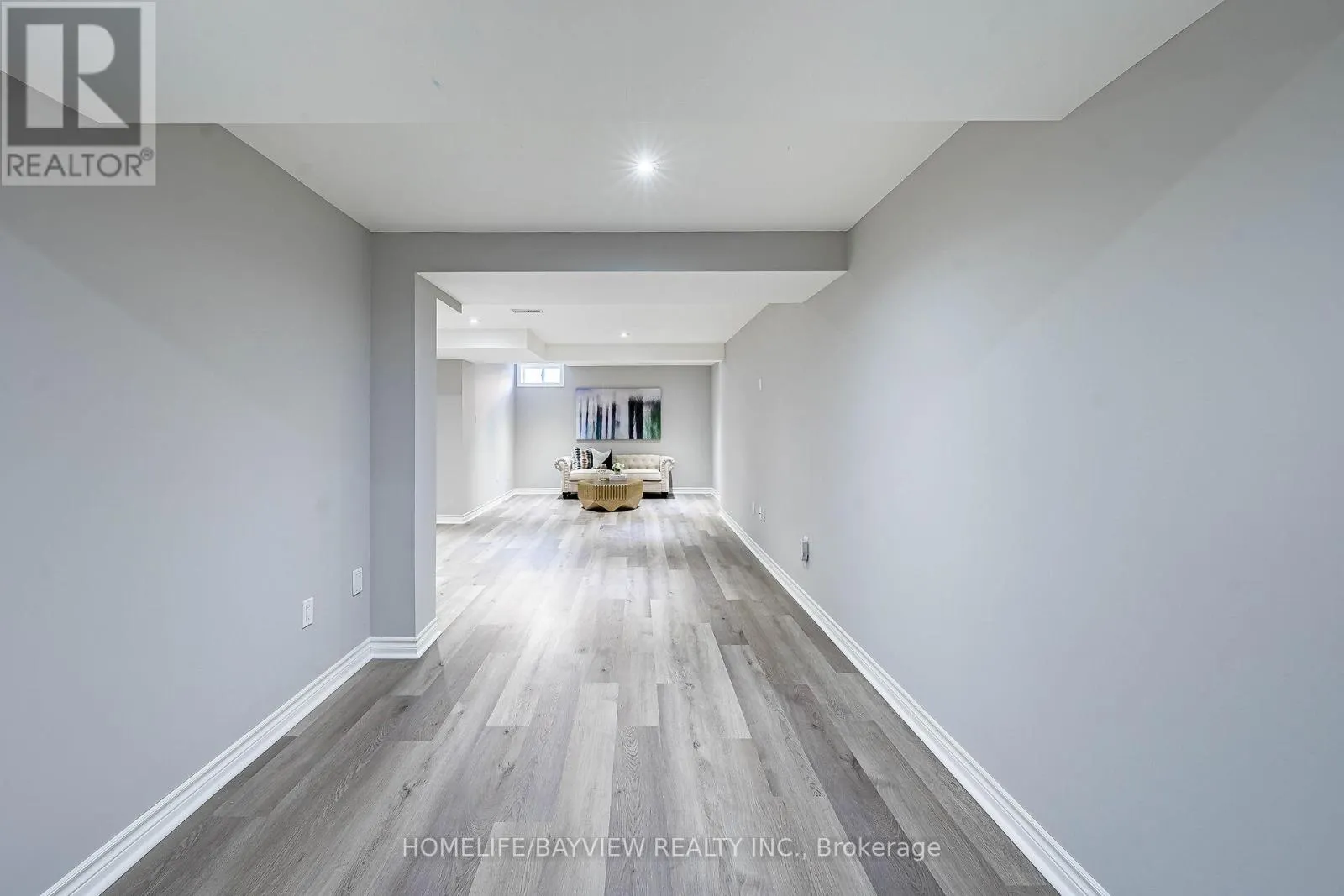 61 FOUR SEASONS CRESCENT