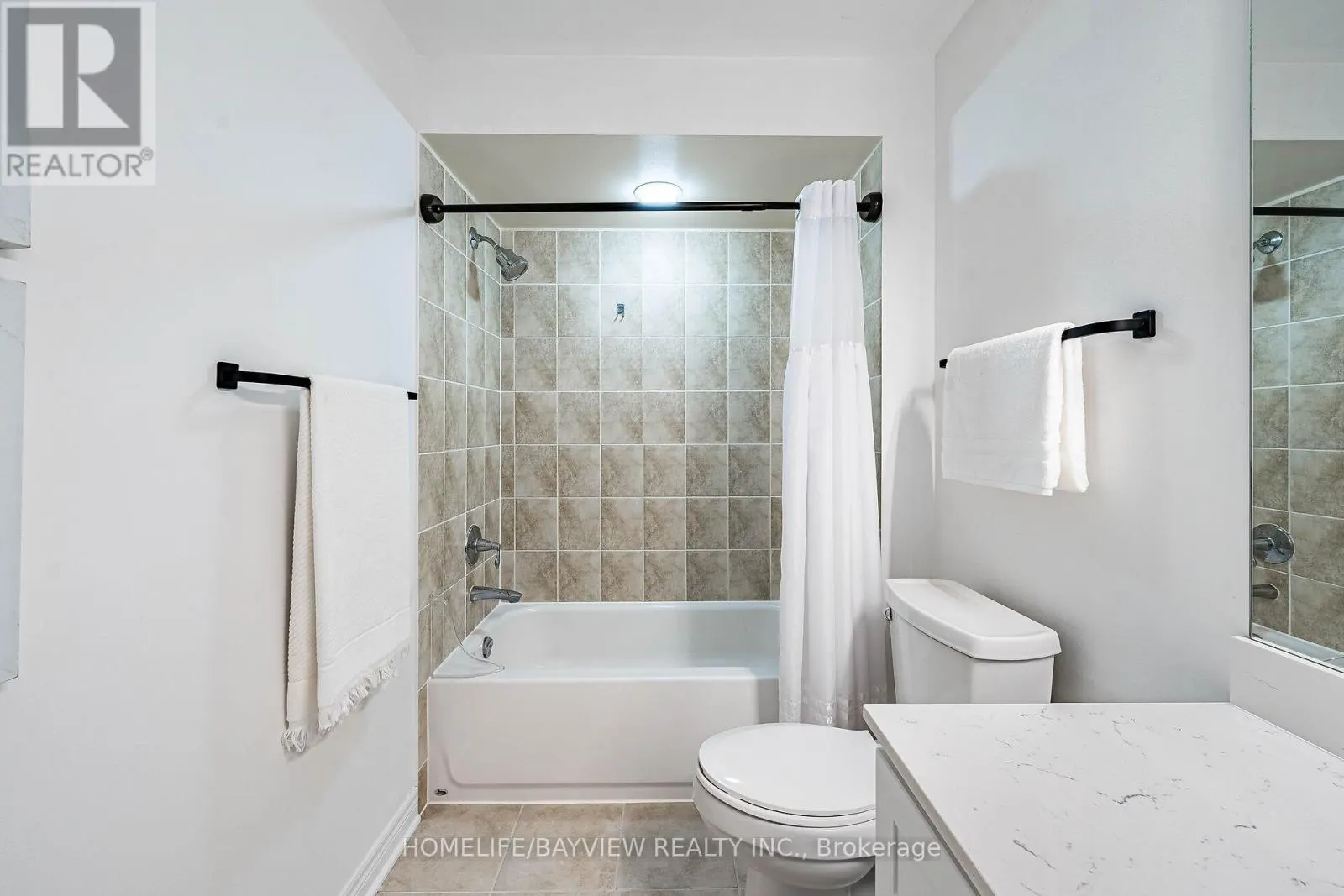 61 FOUR SEASONS CRESCENT