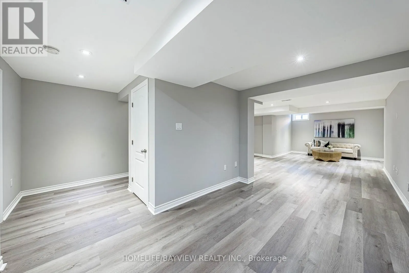 61 FOUR SEASONS CRESCENT