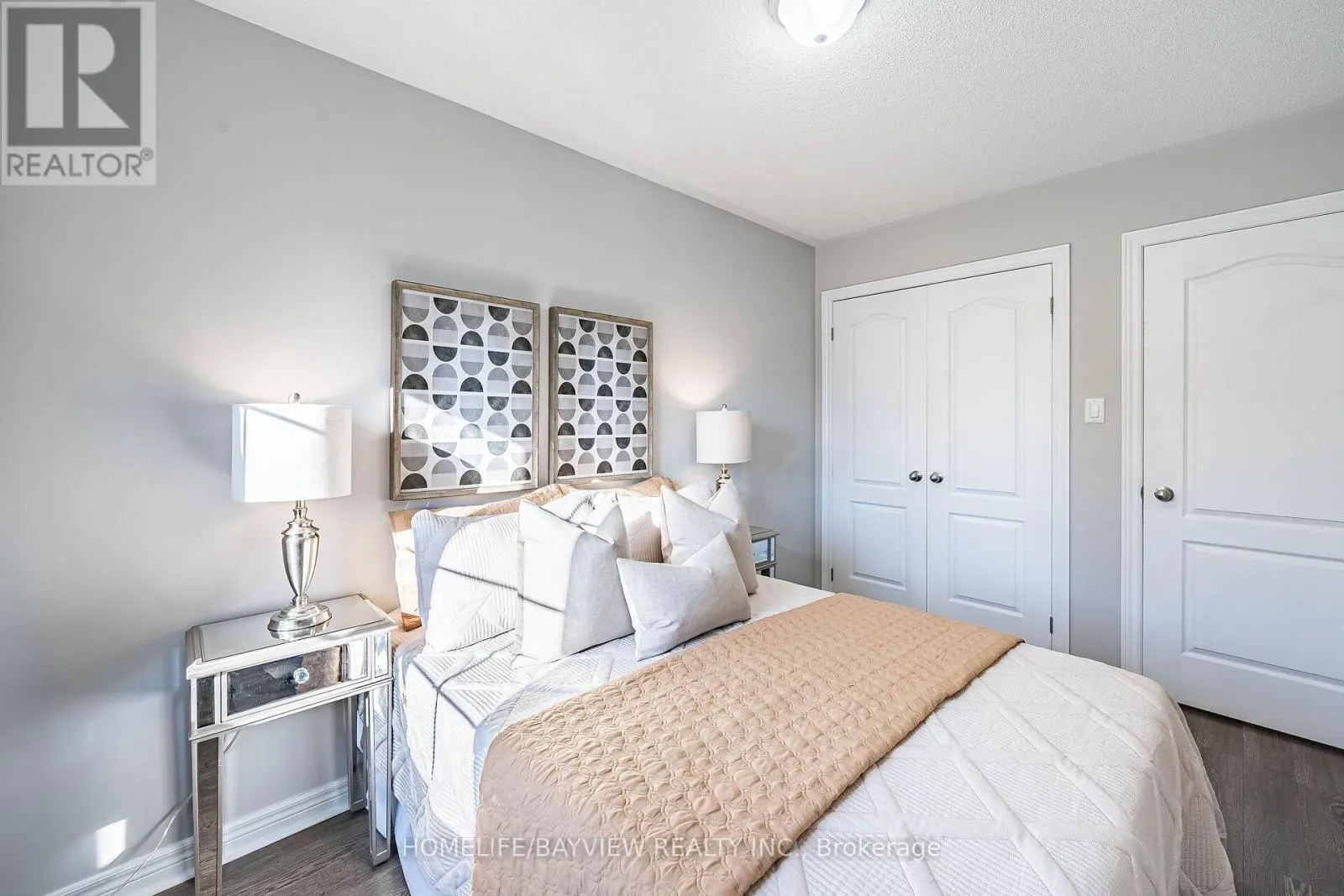 61 FOUR SEASONS CRESCENT