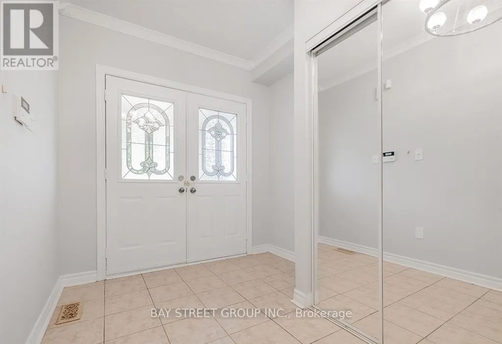 81 VILLAGE VISTA WAY