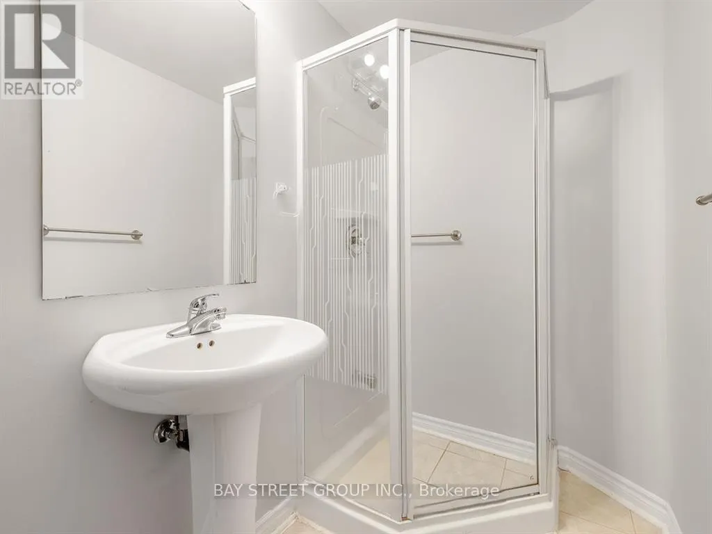 81 VILLAGE VISTA WAY