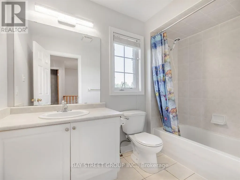 81 VILLAGE VISTA WAY