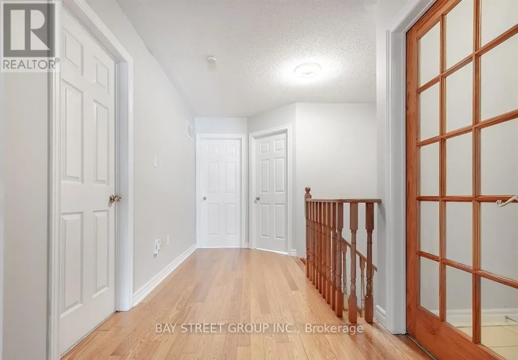 81 VILLAGE VISTA WAY