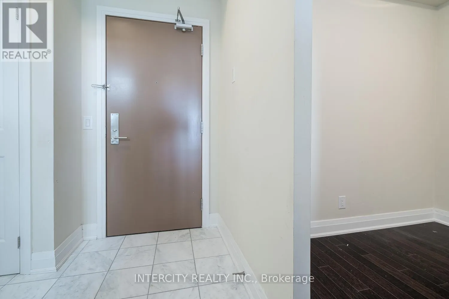 1102 - 520 STEELES AVENUE W