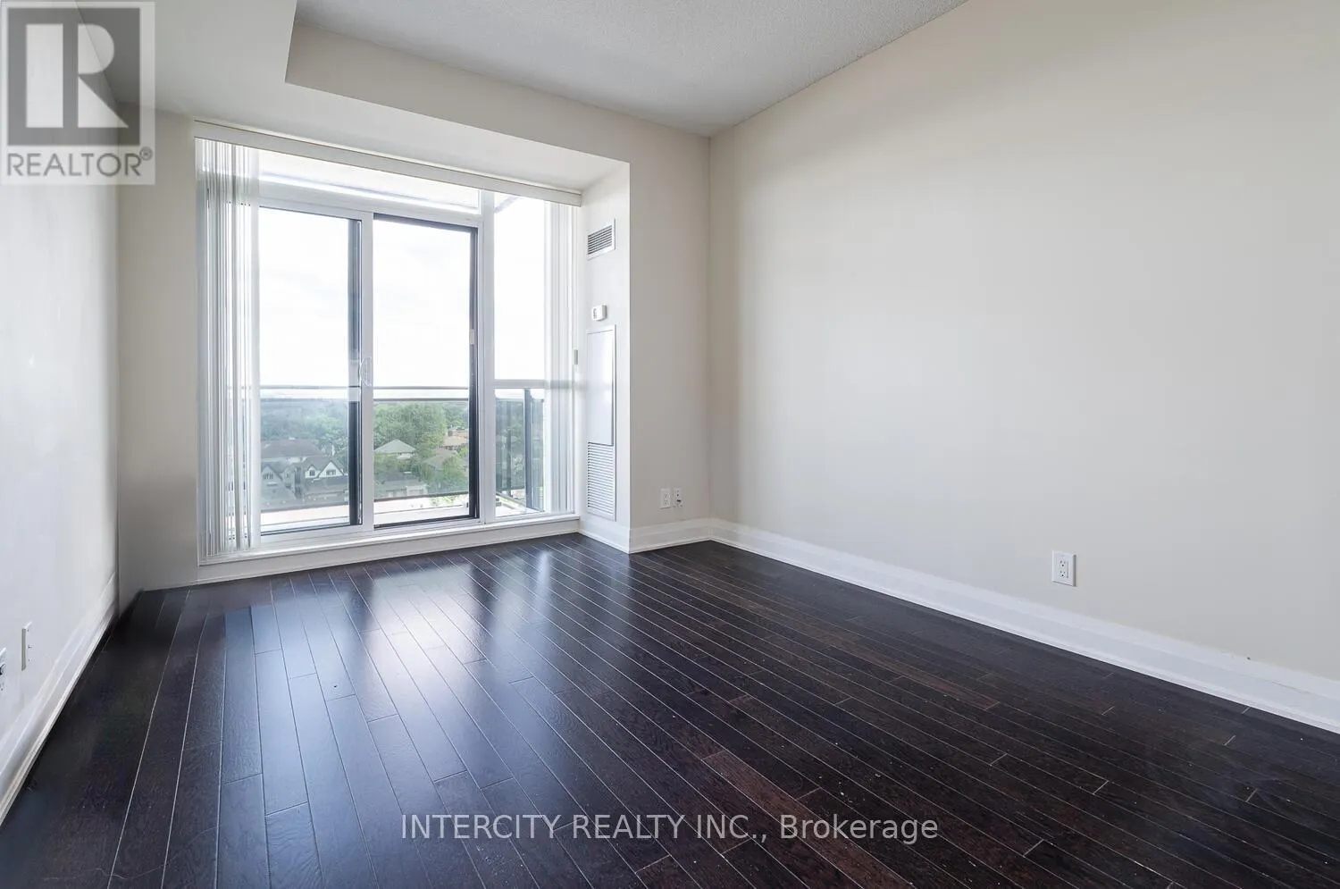 1102 - 520 STEELES AVENUE W