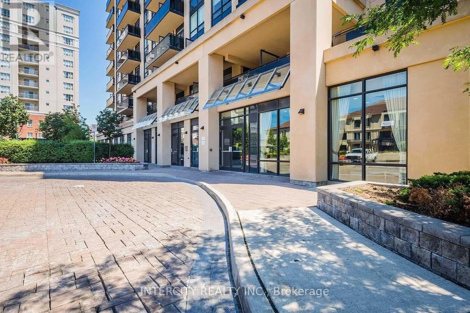 1102 - 520 STEELES AVENUE W