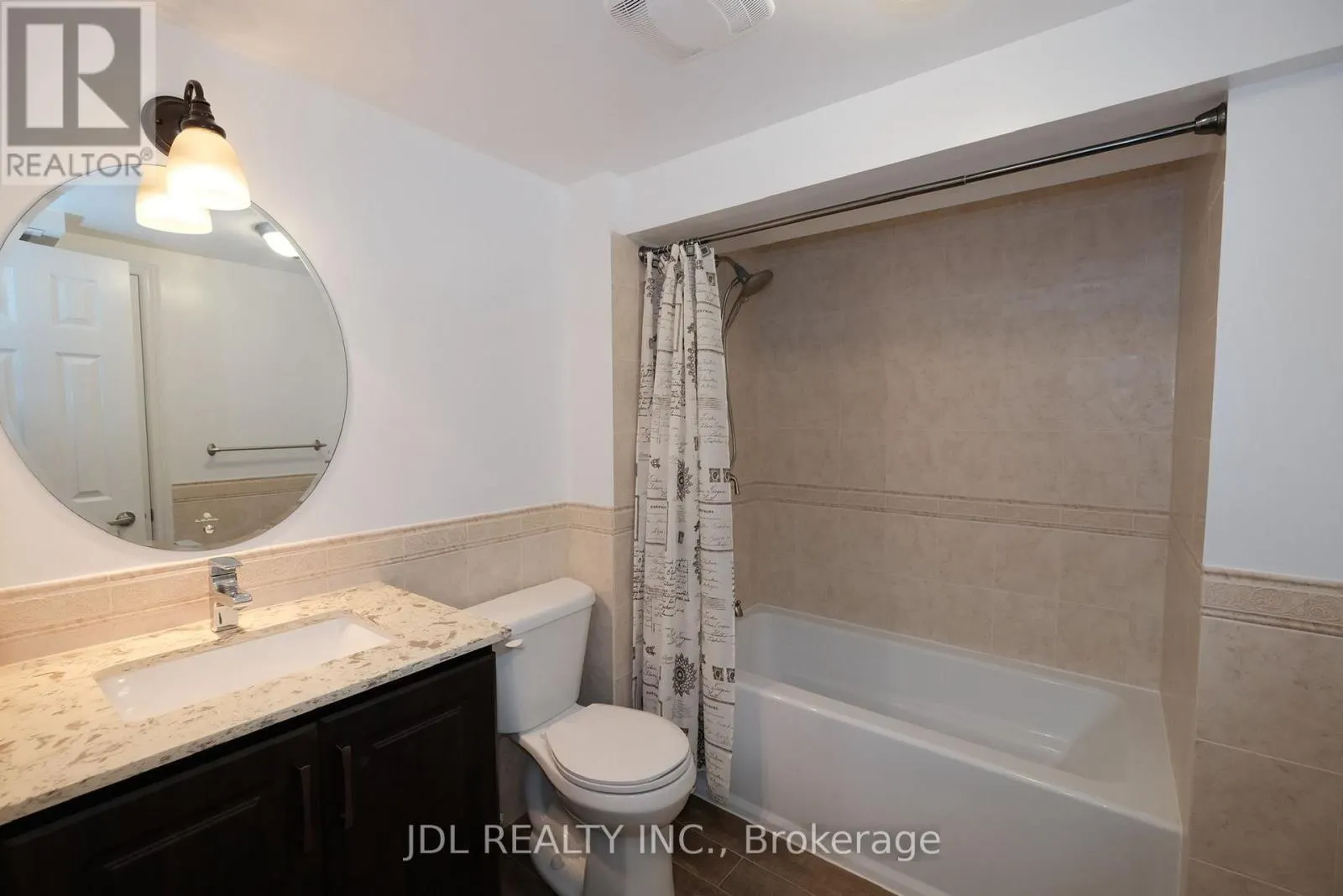 53 FERN VALLEY CRESCENT