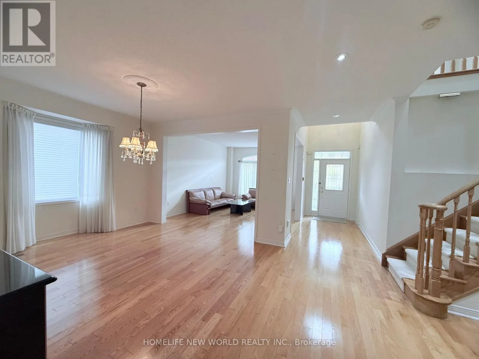 77 BURNDENFORD CRESCENT