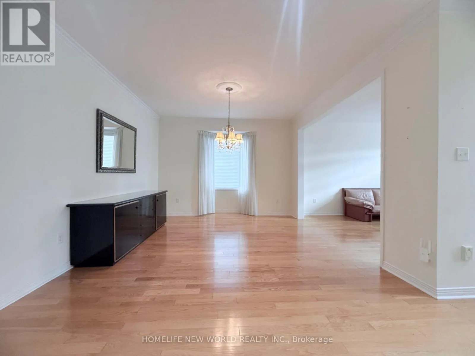 77 BURNDENFORD CRESCENT