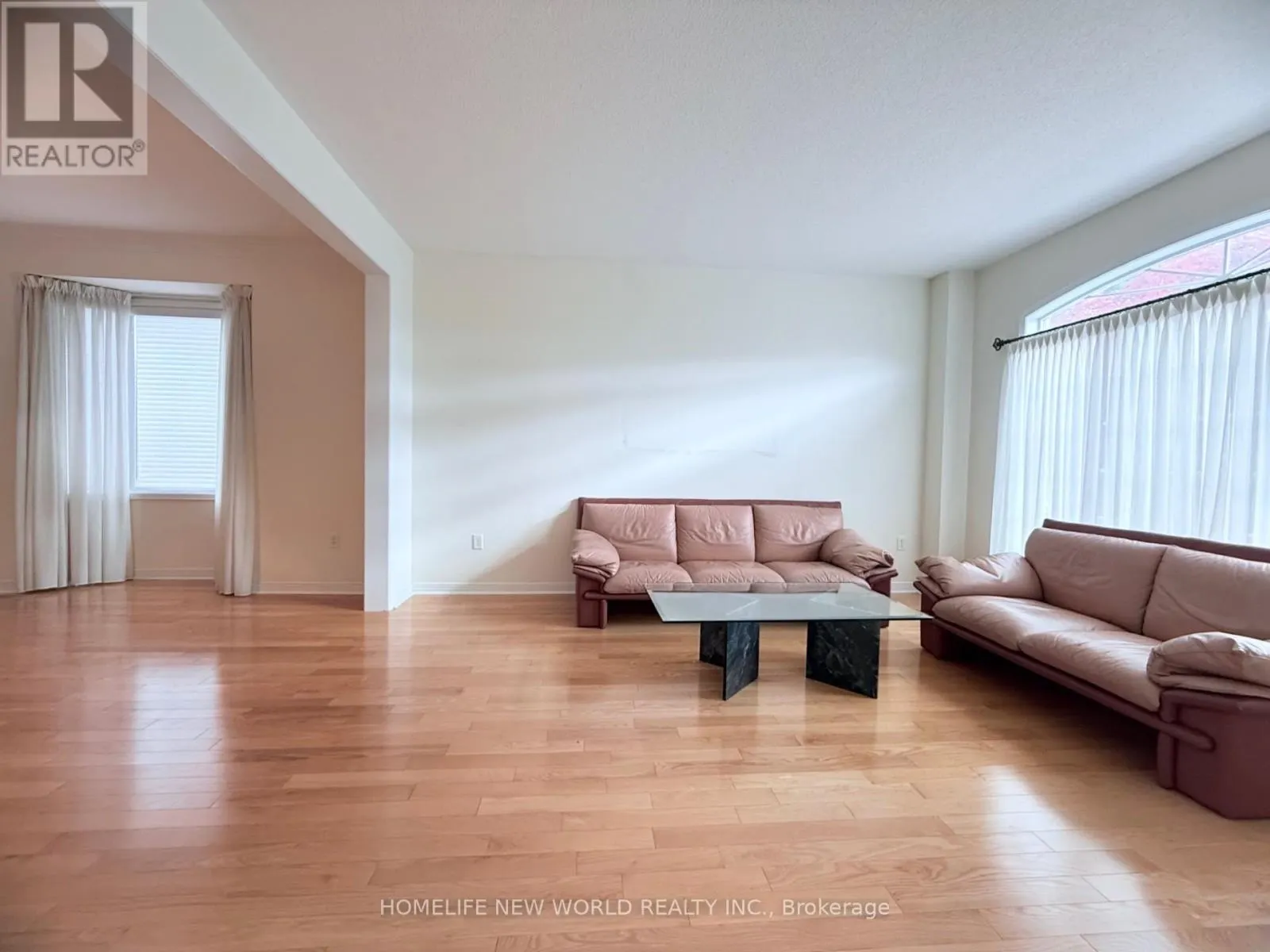 77 BURNDENFORD CRESCENT