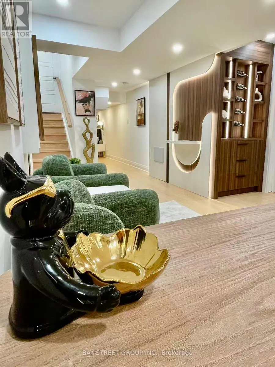 160 WILLIAM BOOTH AVENUE