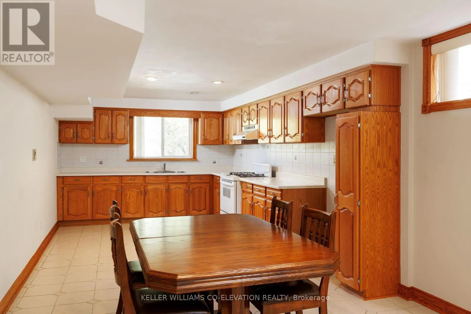 73 QUEENSTON CRESCENT