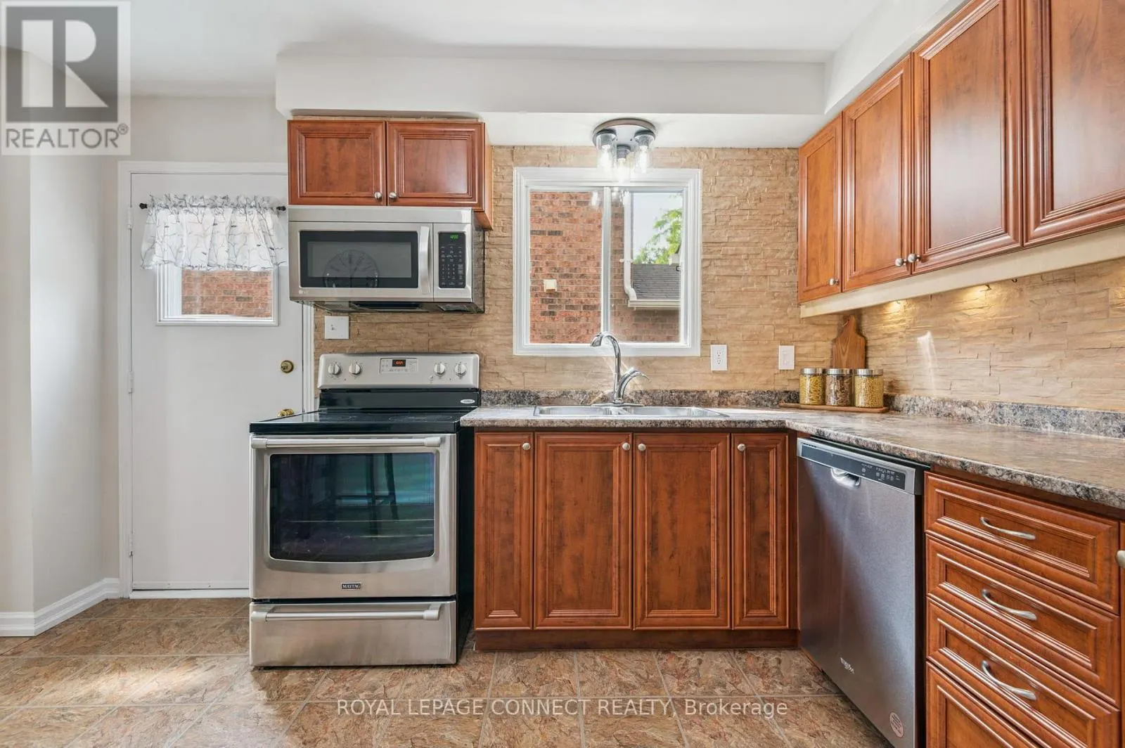 22 CRAWFORD ROSE DRIVE