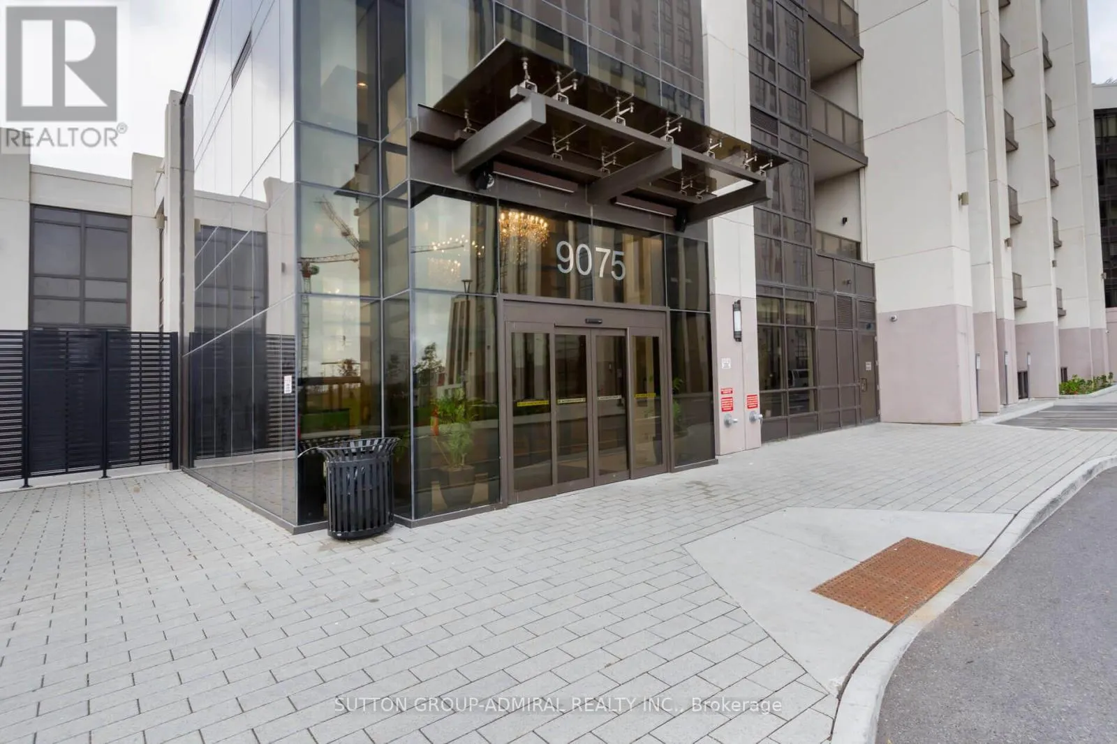 216 - 9075 JANE STREET