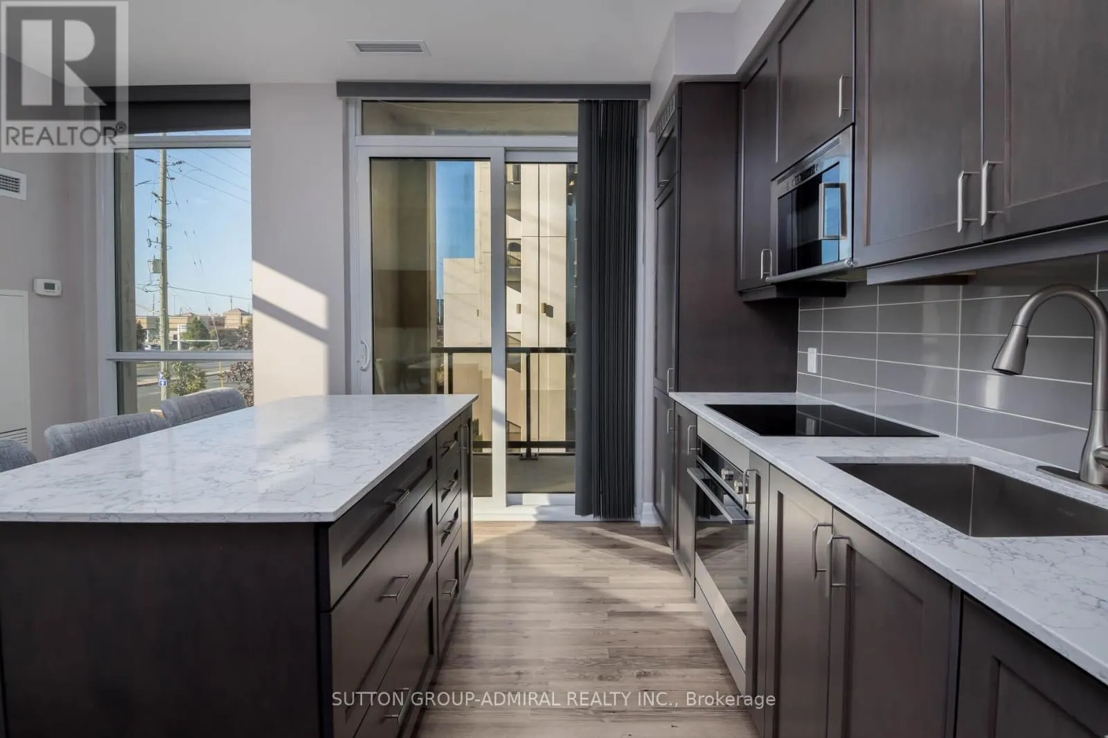 216 - 9075 JANE STREET