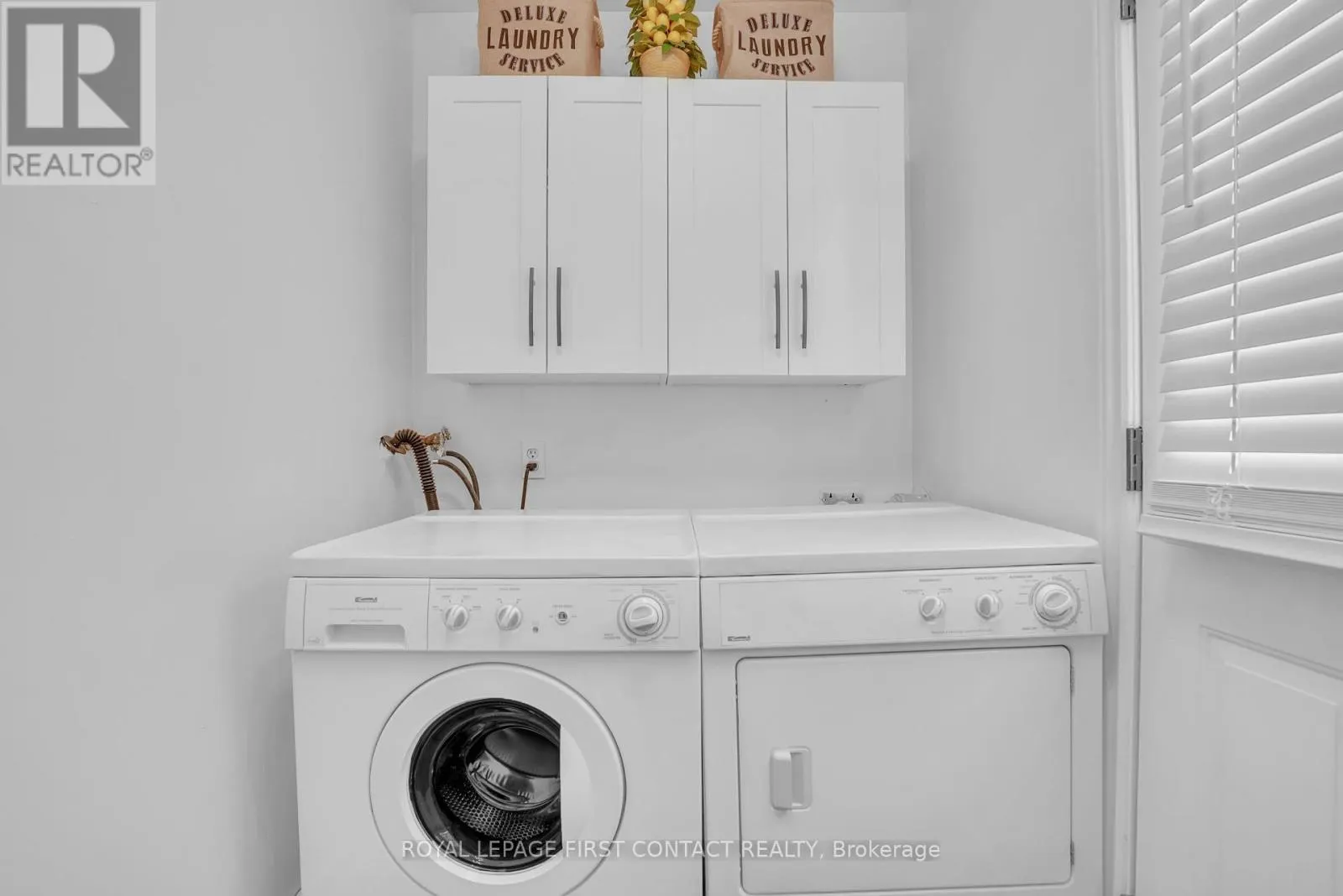 1328 VINCENT CRESCENT