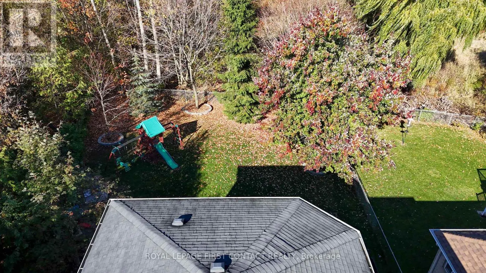 1328 VINCENT CRESCENT