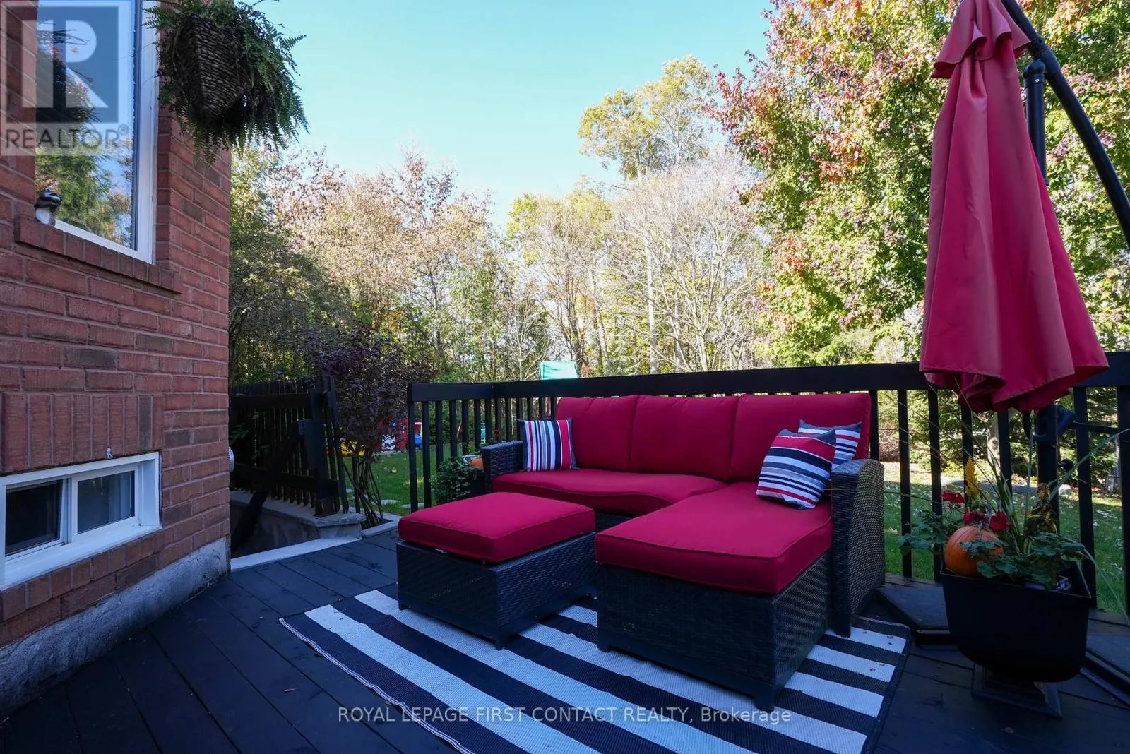 1328 VINCENT CRESCENT