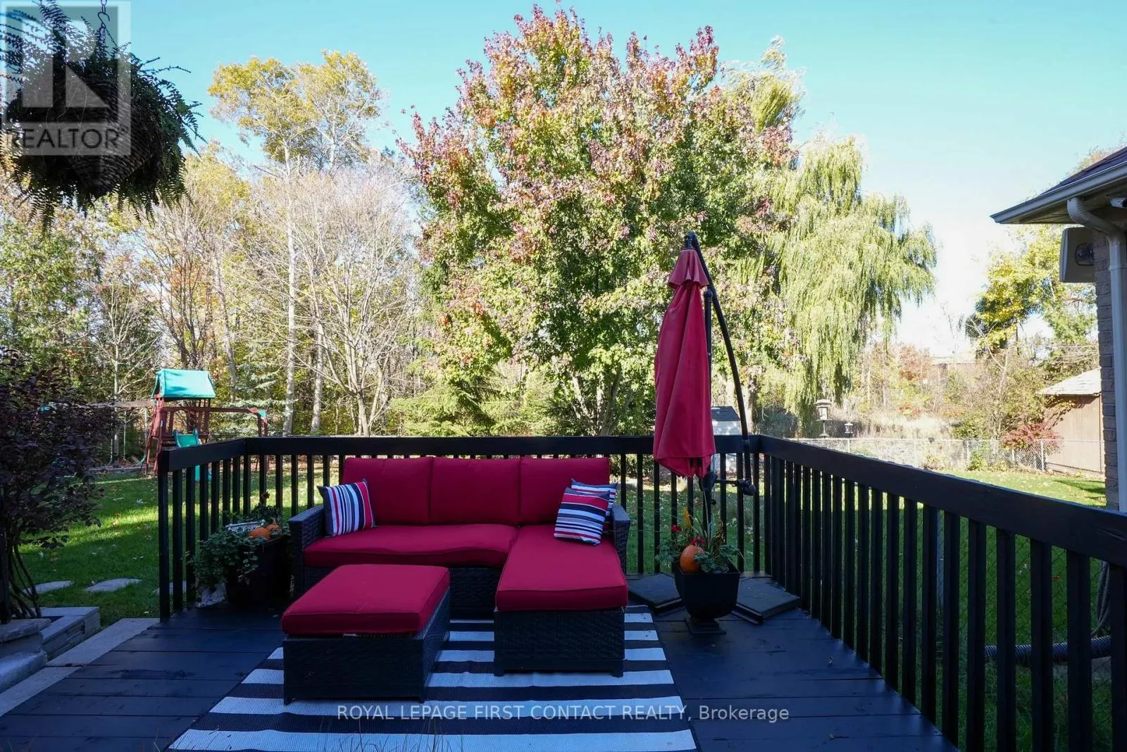 1328 VINCENT CRESCENT